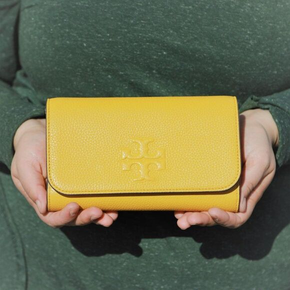 NWT Tory Burch Logo Leather Thea Chain Wallet Crossbody w Card Case Wallet - Picture 1 of 13